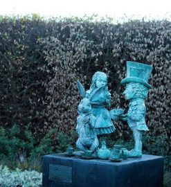 alice in wonderland story pdf